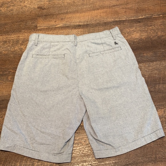 Gray and white, original Penguin Hybrid shorts - Picture 3 of 4